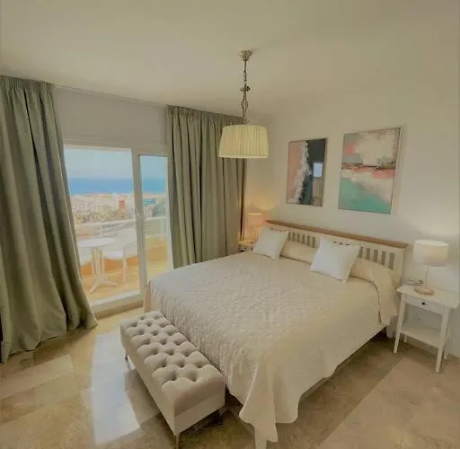 Wonderful Ocean View Townhouse! Ac! Parking! Pa01