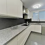 Wonderful Ocean View Townhouse! Ac! Parking! Pa01 *