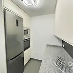Wonderful Ocean View Townhouse! Ac! Parking! Pa01 아파트