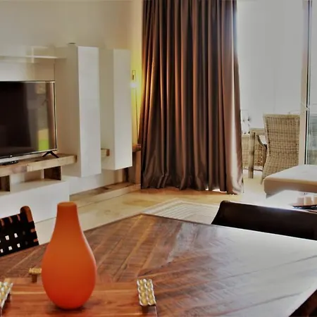 Apartment Townhouse Arenas Negras Pp-01 *