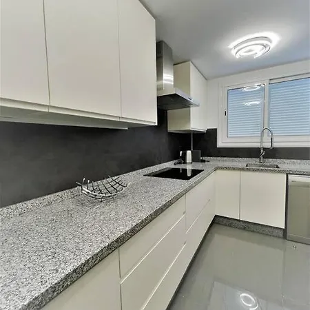 Townhouse Arenas Negras Pp-01 *
