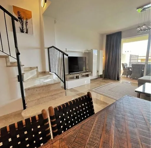Wonderful Ocean View Townhouse! Ac! Parking! Pa01 *